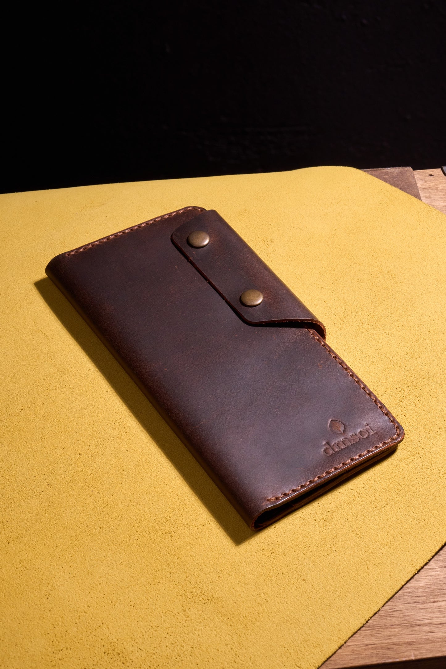 Taba El Yapımı Deri Erkek Cüzdanı – Özenle Üretilmiş, Hediye ve Günlük Kullanım İçin İdeal