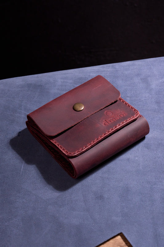 Bordo El yapımı hakiki deri kadın cüzdanı. Anneler, öğrenciler, kendiniz ve sevdikleriniz için.