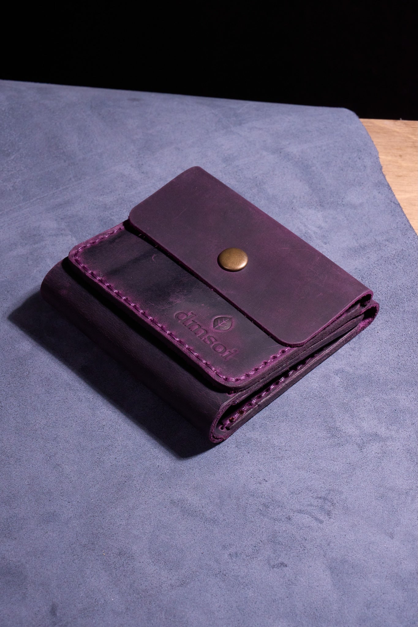 Mor El yapımı hakiki deri kadın cüzdanı. Anneler, öğrenciler, kendiniz ve sevdikleriniz için.