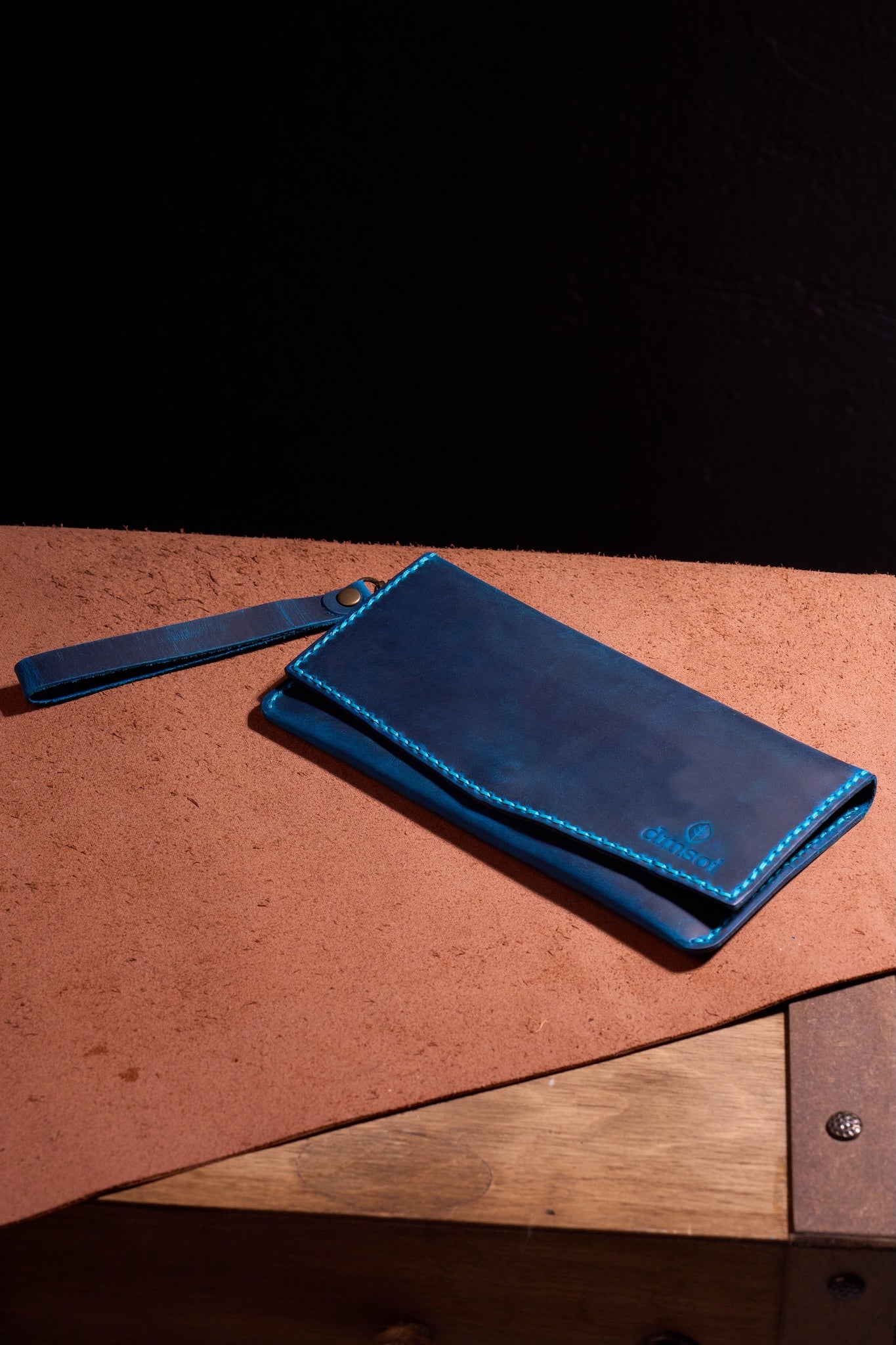 Turkuaz Erkek veya Kadın için Kulplu Cüzdan, Birinci Sınıf El Yapımı Hakiki Deri – 6  Kredi Kart / Kimlik Yuvası, Uzun, Şık ve Dayanıklı Katlanabilir Cüzdan, İş, Seyahat, Hediye ve Tüm ihtiyaçlarınız için Günlük Kullanım