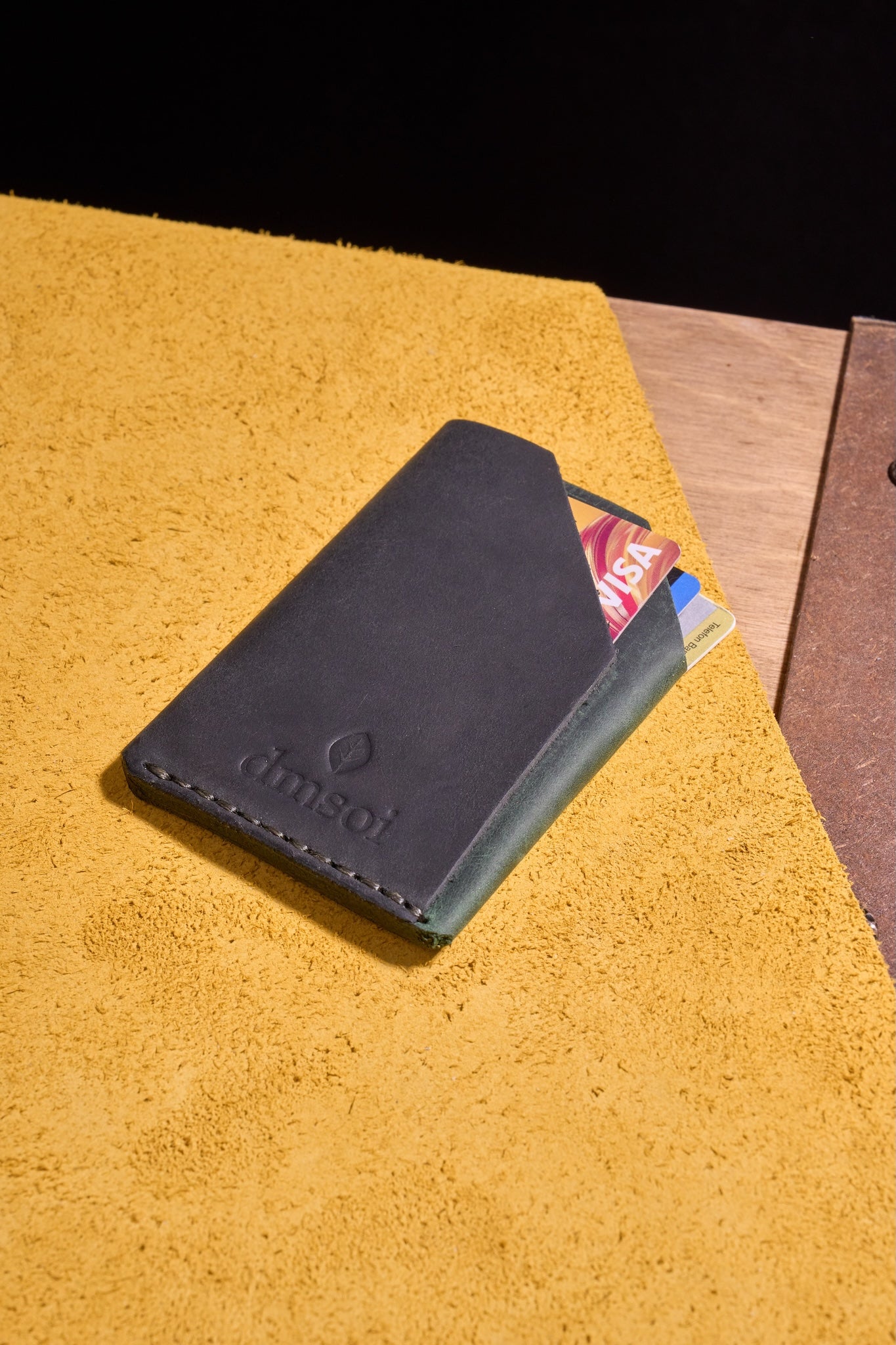 Yeşil Siyah - El Yapımı Minimalist Deri Kartlık – %100 Dana Derisi, Erkekler ve Kadınlar İçin Birinci Sınıf İnce El Yapımı Kartlık, Makine Kullanılmamıştır, Dayanıklı Günlük Kullanım Kartlık