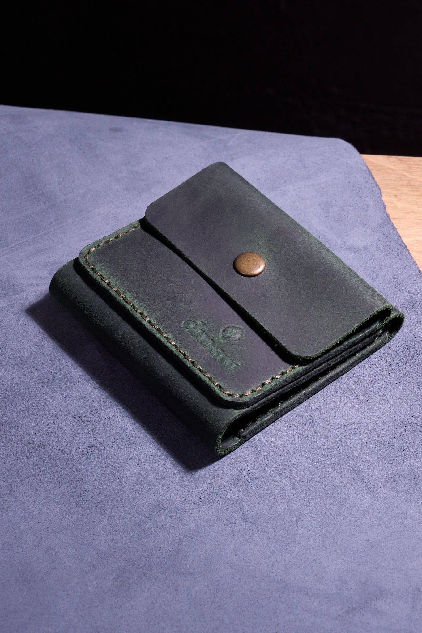 Yeşil El yapımı hakiki deri kadın cüzdanı. Anneler, öğrenciler, kendiniz ve sevdikleriniz için.