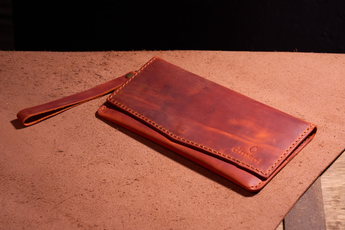 Turuncu Kiremit Erkek veya Kadın için Kulplu Cüzdan, Birinci Sınıf El Yapımı Hakiki Deri – 6  Kredi Kart / Kimlik Yuvası, Uzun, Şık ve Dayanıklı Katlanabilir Cüzdan, İş, Seyahat, Hediye ve Tüm ihtiyaçlarınız için Günlük Kullanım