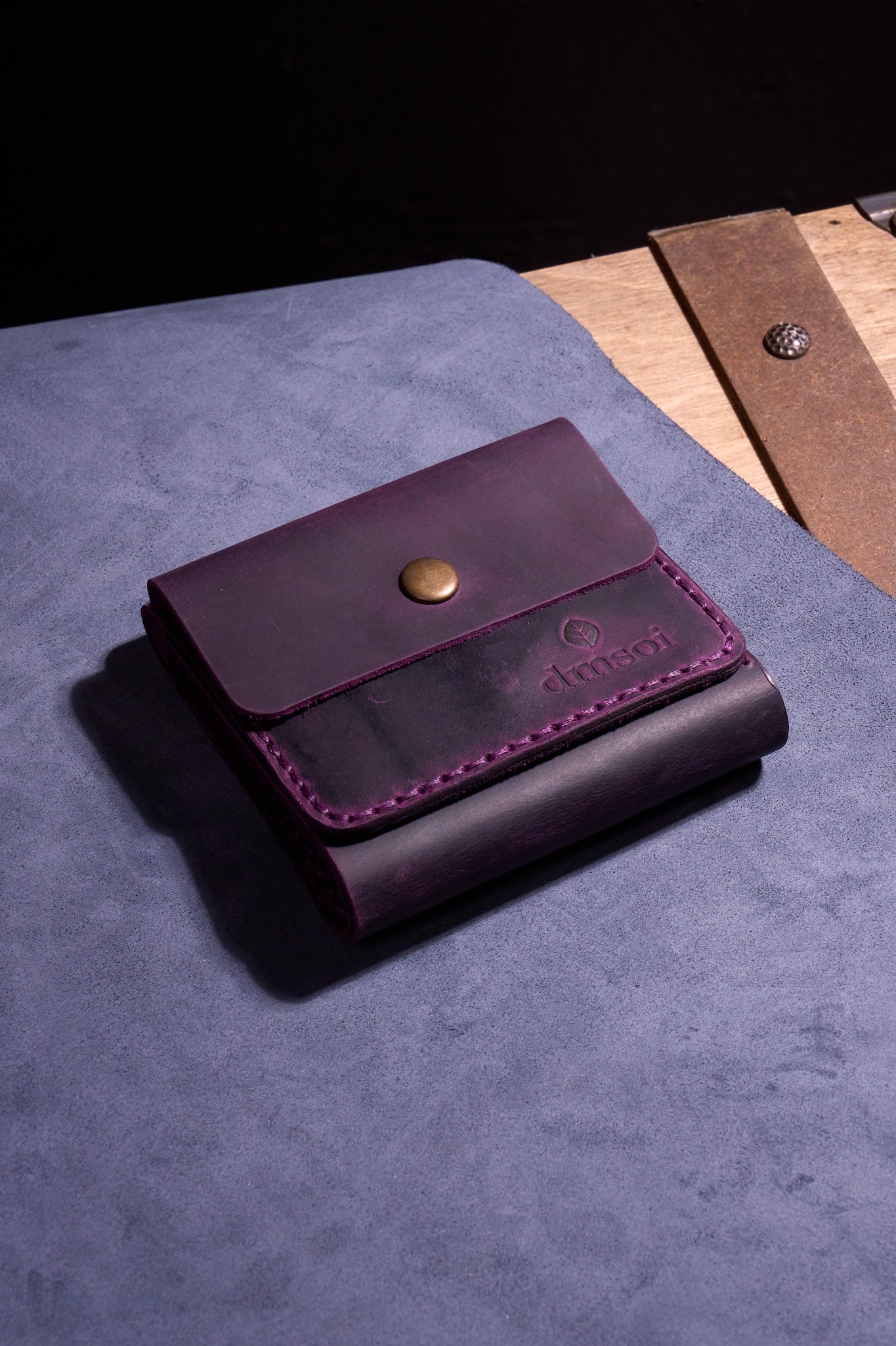 Mor El yapımı hakiki deri kadın cüzdanı. Anneler, öğrenciler, kendiniz ve sevdikleriniz için.